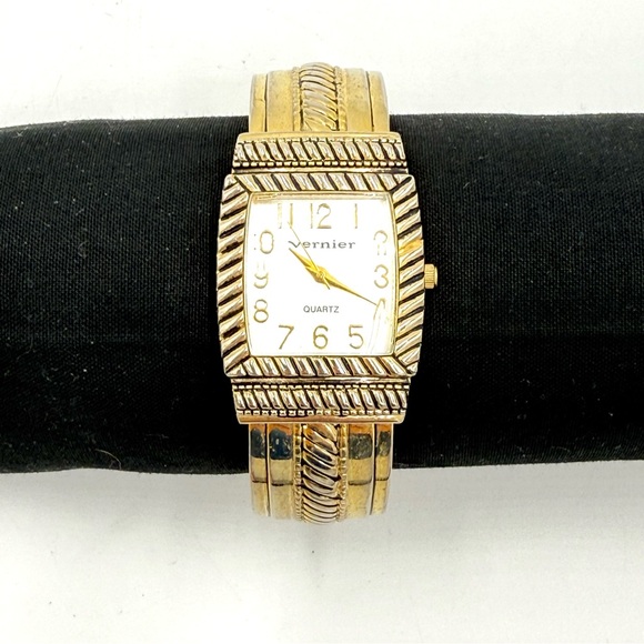 Vintage Vernier by 7 West Gold Tone Hinged Cuff Bangle Watch - Picture 1 of 7
